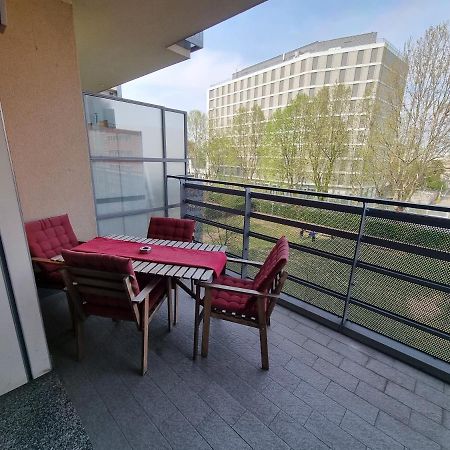 Ama Milano Intero Appartamento Bicocca Zona 9 Milão Exterior foto