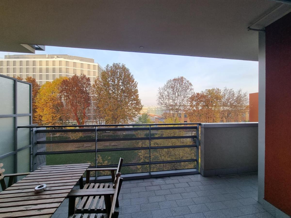 Ama Milano Intero Appartamento Bicocca Zona 9 Milão Exterior foto